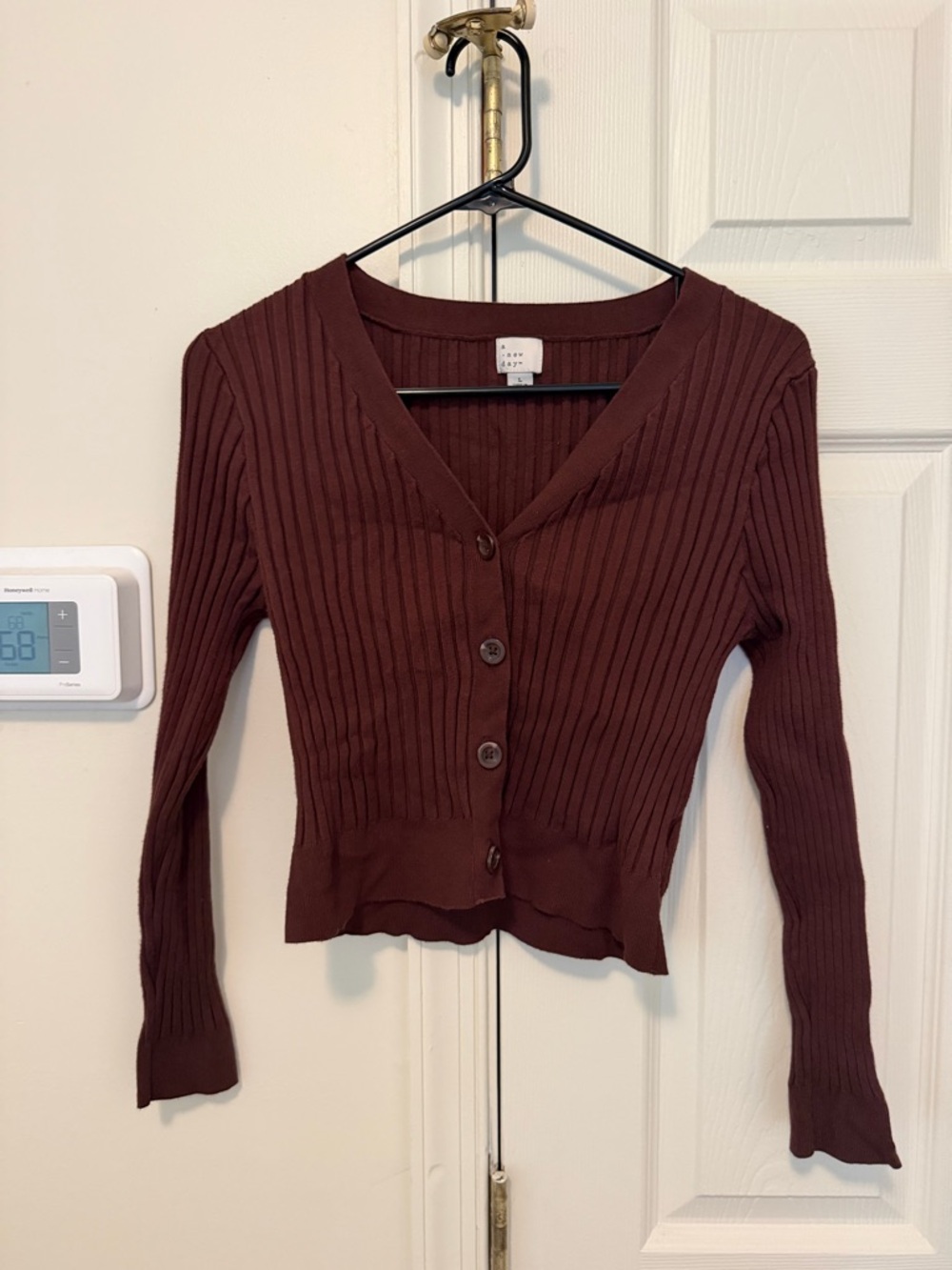 Ribbed V-Neck Button Front Sweater Cardigan - Maroon